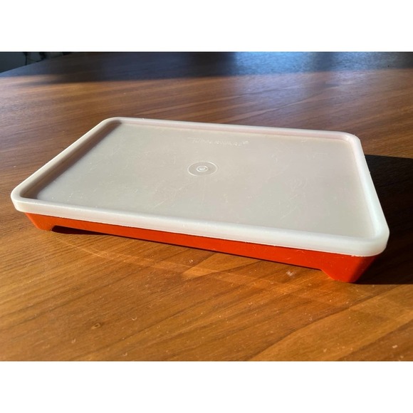 Tupperware Small Meat Marinader - Red with White Lid - Picture 1 of 6